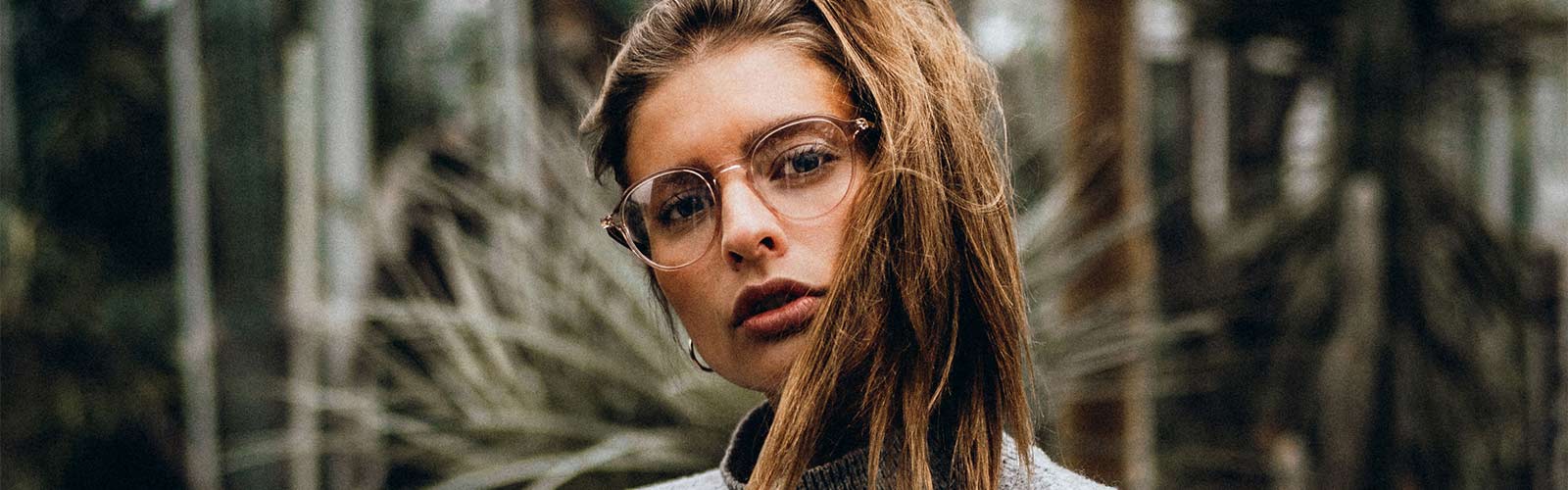 brillen und brillengestelle aus und mit holz von take a shot (fotocredits: @beatannert & @nathan.chagall)