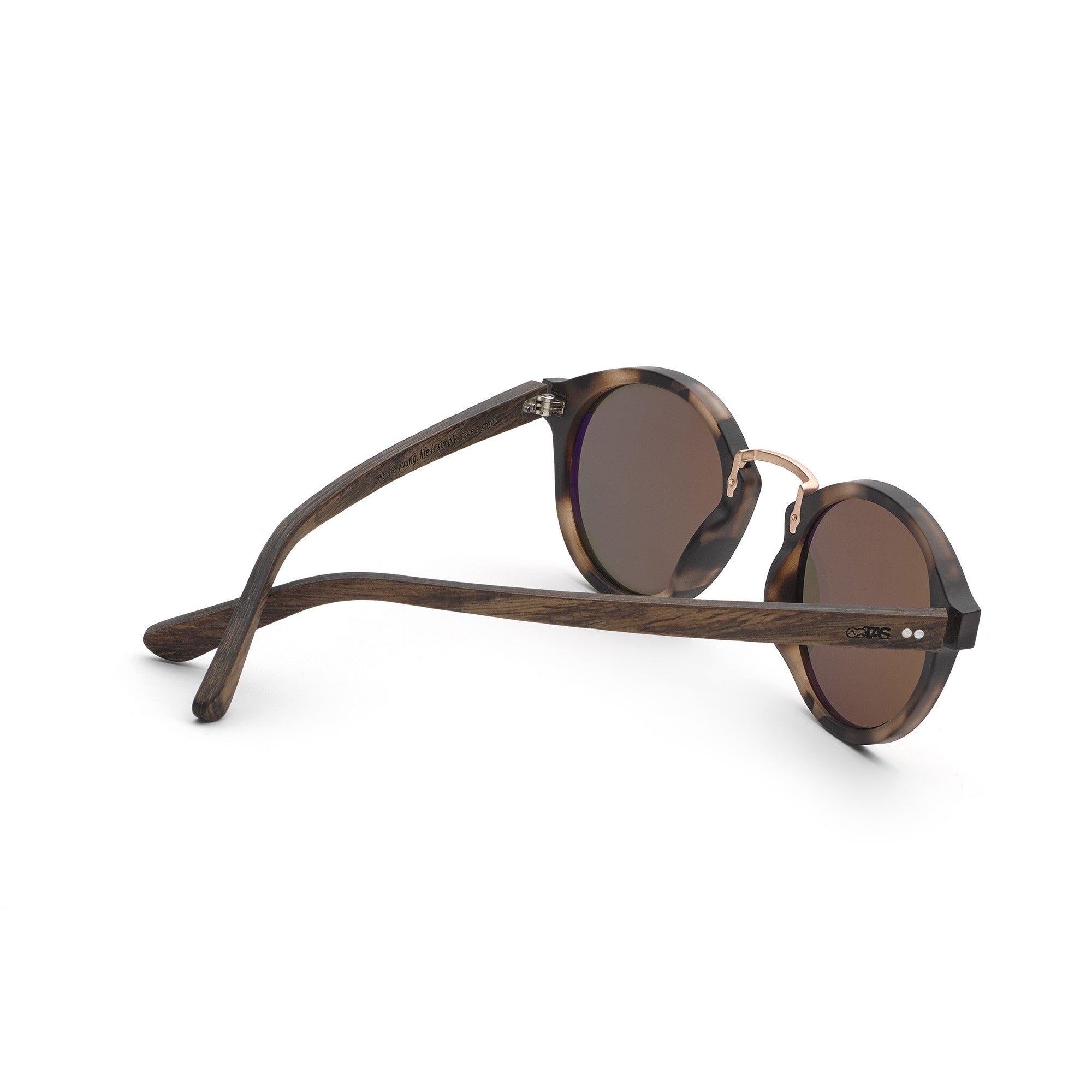 Rhea 2.0: Walnussholz I Polarized