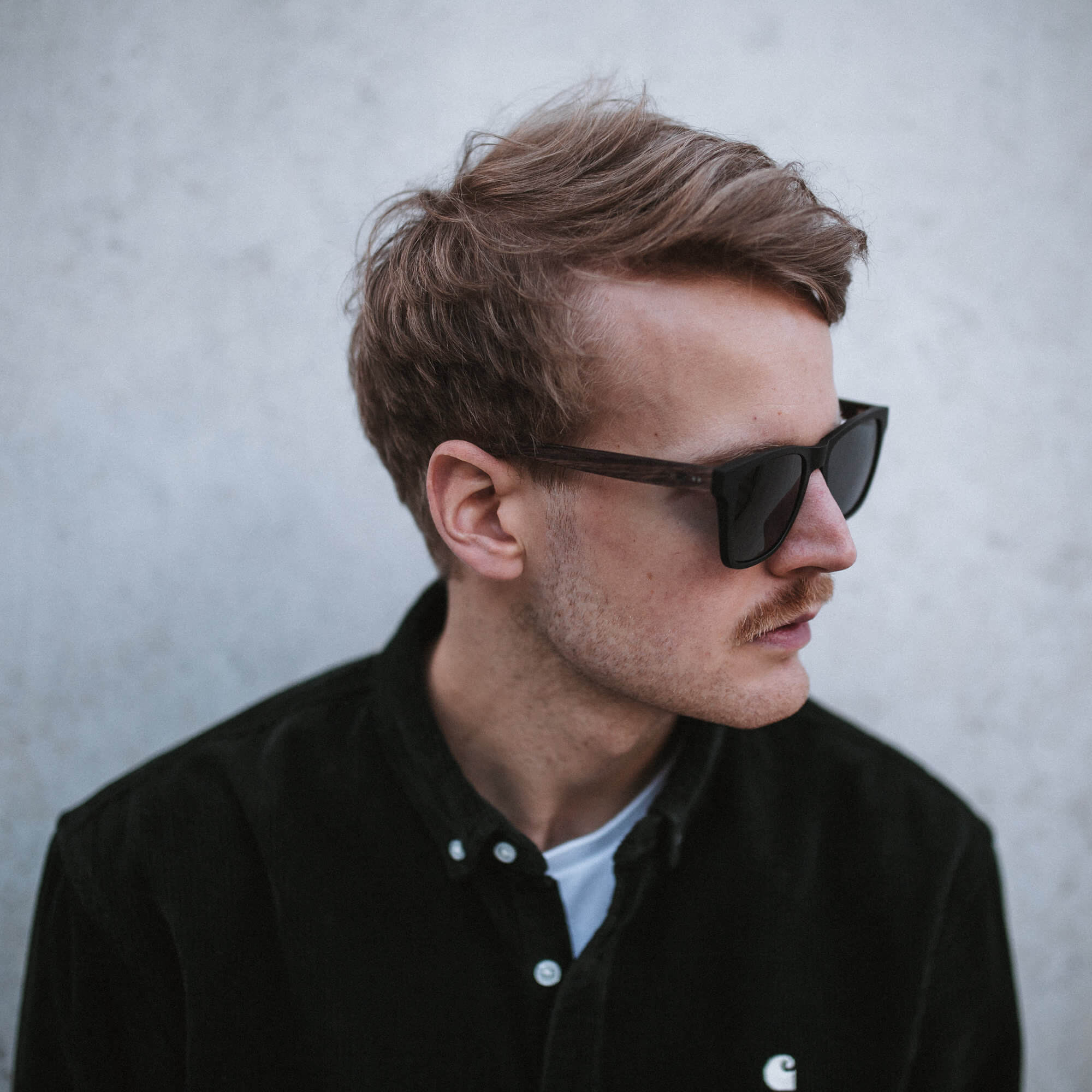 Iron Heinrich: Walnussholz I Polarized