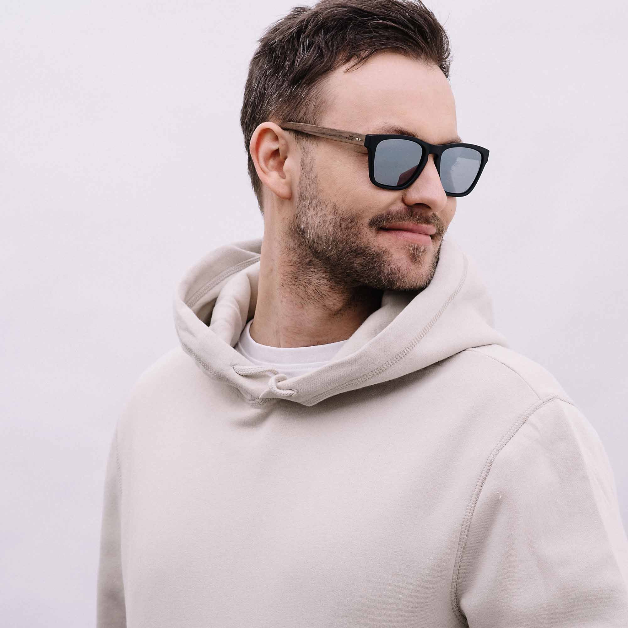 The Nightingale 2.0: Walnussholz I Polarized