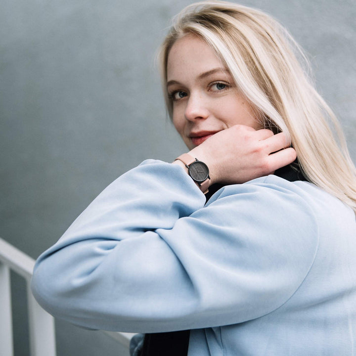 Mila: 27 - Schwarzes Eichenholz - Apvelskin Peach 27mm