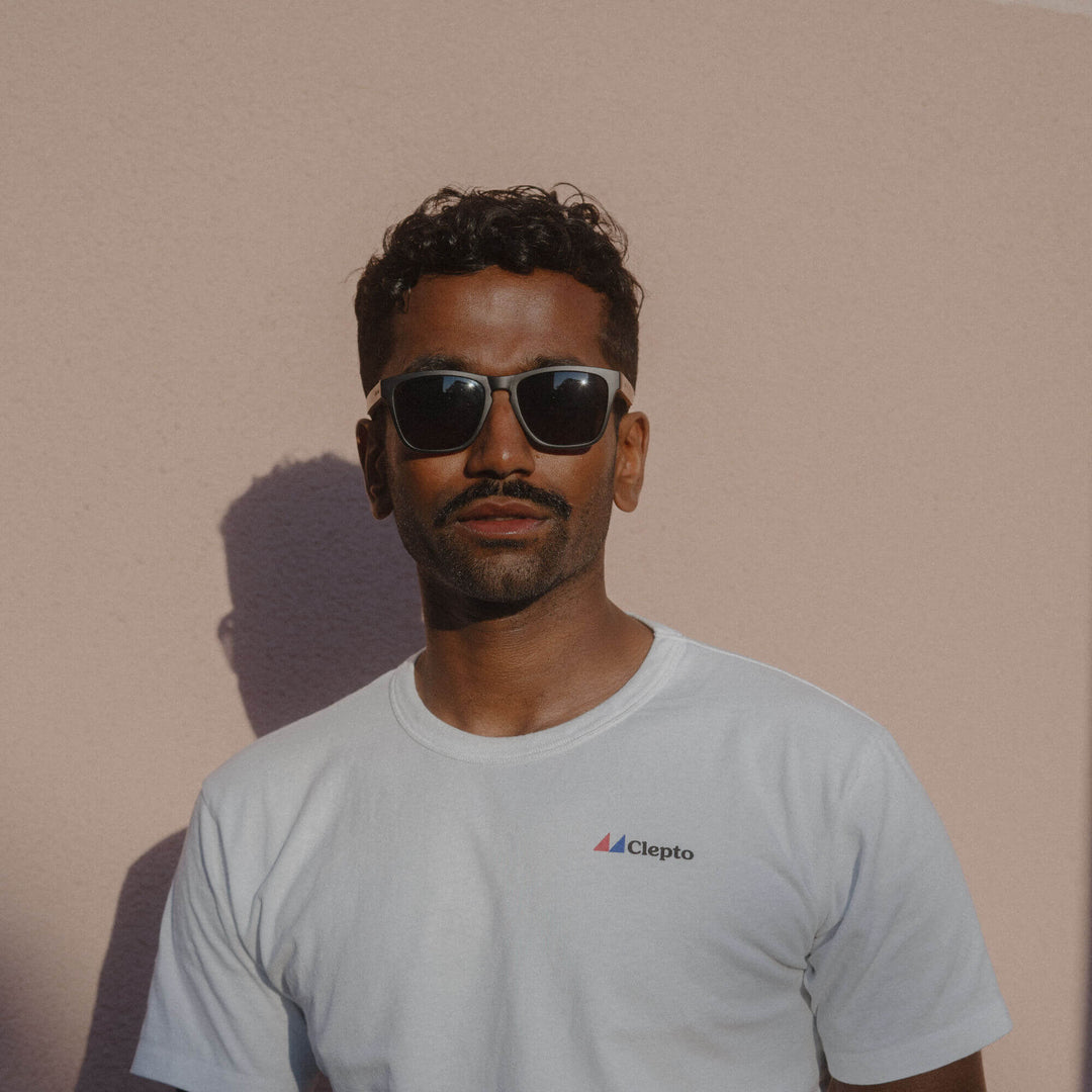 The Shadow 2.0: Walnussholz polarized