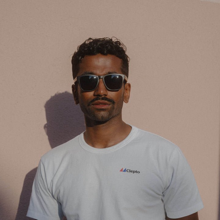 The Shadow 2.0: Walnussholz polarized