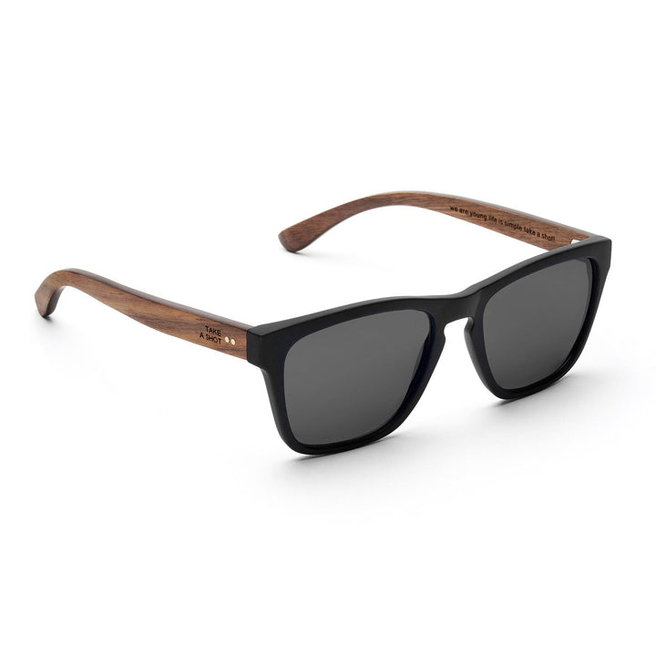 The Shadow 2.0: Walnussholz polarized